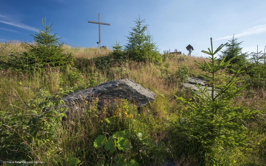 Gipfelkreuz am Clemensberg 