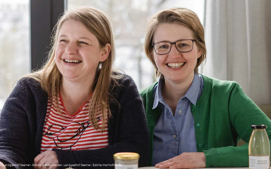 Alexandra Weißenfels-Seemer und Julia Seemer