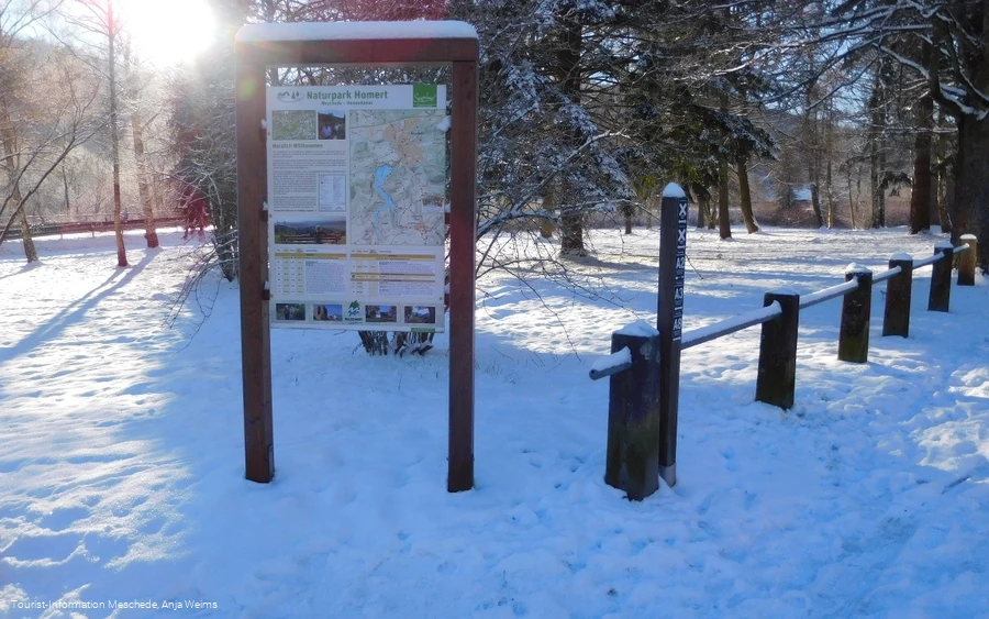 Wanderparkplatz Hennedamm