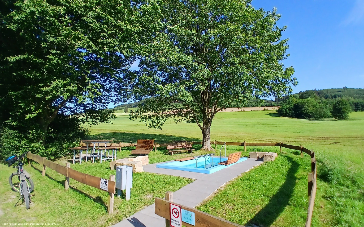 Tretbecken Bremke an der Henneseeschleife