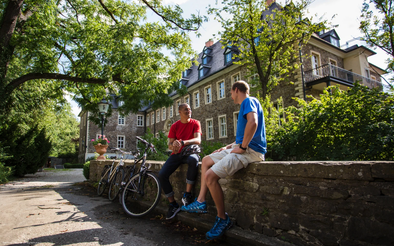 Rast am Haus Füchten